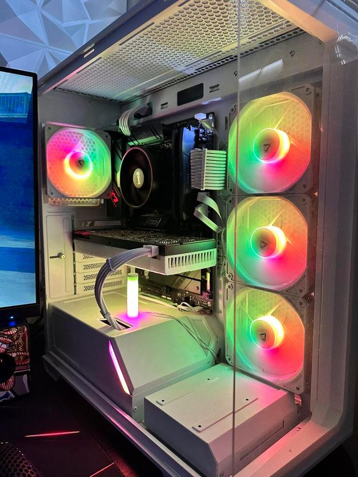 Gaming pc AM5, Computers en Software, Desktop Pc's, Zo goed als nieuw, 3 tot 4 Ghz, SSD, 32 GB, Met videokaart, Gaming, Ophalen