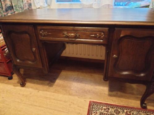 Mooi antiek donkereiken bureau  125Bx75Hx57D, Huis en Inrichting, Bureaus, Gebruikt, Bureau, Ophalen