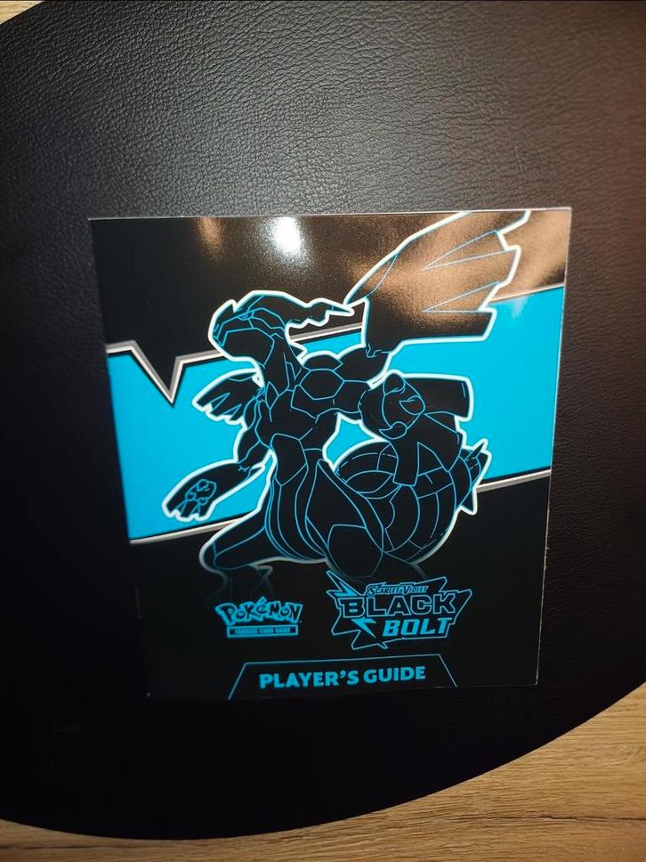 Époque moderne : guides d'entraînement Black Bolt et White F, Hobby & Loisirs créatifs, Jeux de cartes à collectionner | Pokémon