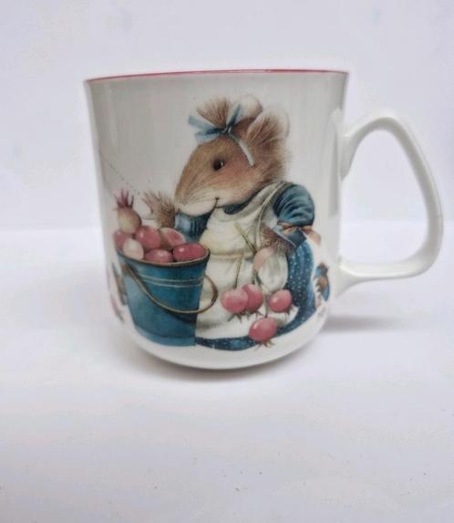 Souris Vera 🐀, Maison & Meubles, Cuisine | Vaisselle, Comme neuf, Tasse(s) et/ou soucoupe(s), Autres styles, Porcelaine, Enlèvement ou Envoi