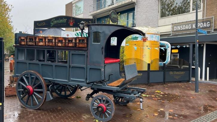 Antiek Bierkoets Met houten biervaten, Dieren en Toebehoren, Rijtuigen en Koetsen, Zo goed als nieuw, Overige typen, Paard of Pony