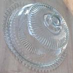 Nieuwe taartplaat met glazen koepel, Huis en Inrichting, Keuken | Keukenbenodigdheden, Ophalen