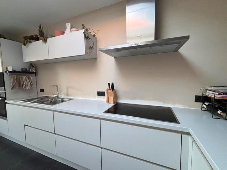 Keukenblad met spoelbak en kookvuur, Huis en Inrichting, Keuken | Keukenelementen, Wit, Ophalen