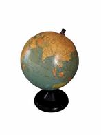 Ancien globe terrestre de 32 cm de haut, Ophalen