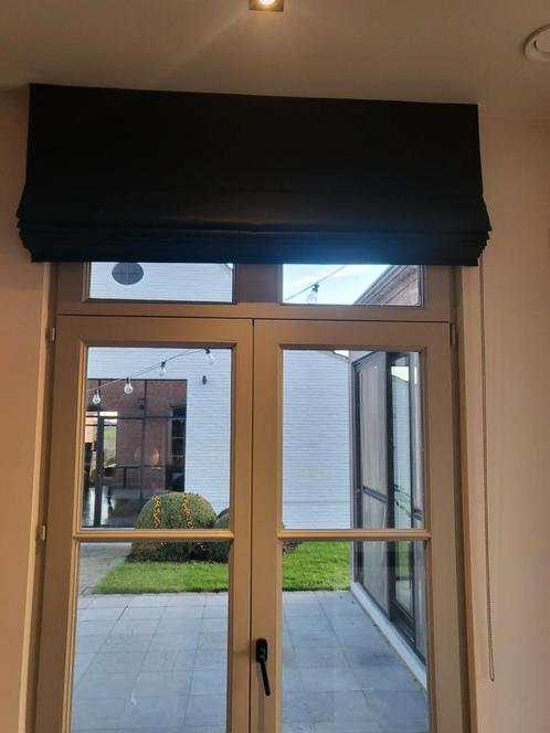 7 Zwarte kleurvaste vouwgordijnen optrekgordijnen, Huis en Inrichting, Stoffering | Gordijnen en Lamellen, Zo goed als nieuw, 200 cm of meer