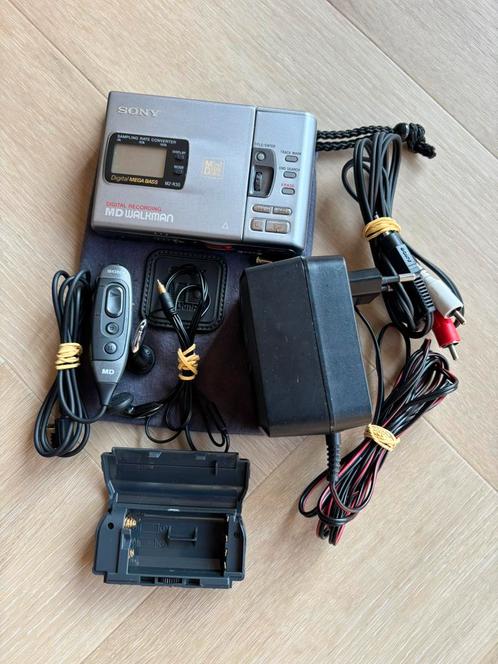 SONY MZ-R30 in goede en nette staat, Audio, Tv en Foto, Walkmans, Discmans en Minidiscspelers, Ophalen of Verzenden