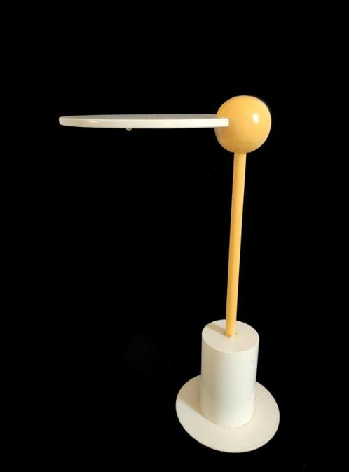 Zeer zeldzaam memphis stijl bijzettafel Edward Geluk design, Maison & Meubles, Tables | Tables d'appoint, Utilisé, Rond, 45 à 60 cm