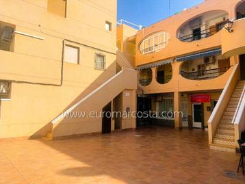 REF.4596 Maison avec solarium et vue sur la mer à La Mata beschikbaar voor biedingen