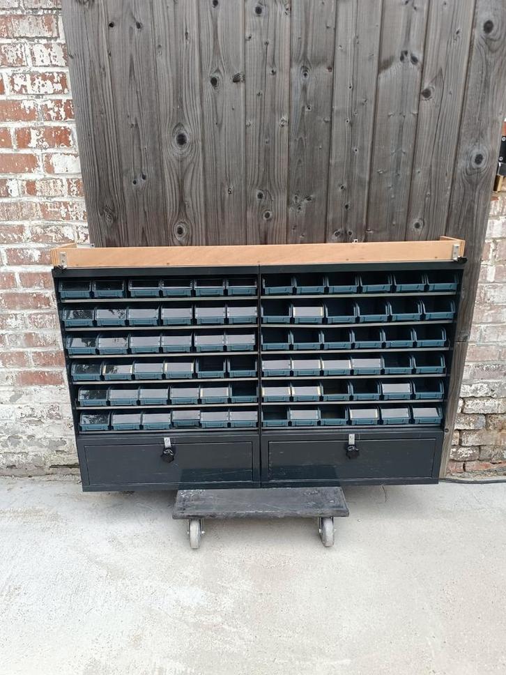 Bedrijfswageninrichting rekken met bakjes, Auto diversen, Bagagerekken, Gebruikt, Ophalen