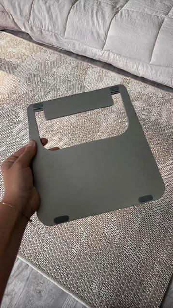 Satechi aluminium laptopstandaard beschikbaar voor biedingen