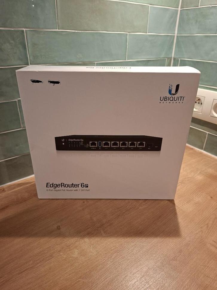 Ubiquiti EdgeRouter 6P (ER-6P) Router Firewall, Computers en Software, Routers en Modems, Gebruikt, Router, Ophalen of Verzenden