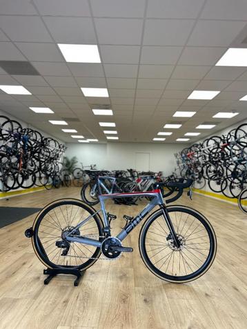 BMC Teammachine SLR01 AXS Carbon Racefiets beschikbaar voor biedingen
