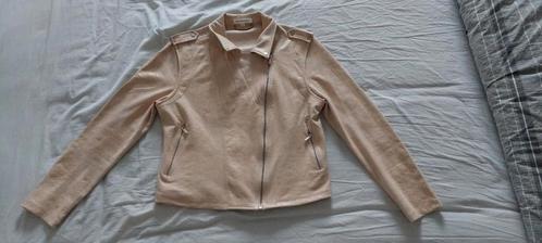 Beige vestje maat xl van taramontana, Kleding | Dames, Jasjes, Kostuums en Pakken, Zo goed als nieuw, Jasje, Maat 46/48 (XL) of groter