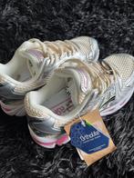 Asics Gel NIEUW, Nieuw, Ophalen of Verzenden, Sneakers, Roze