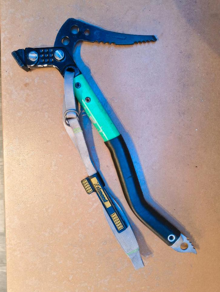 Piolet / ijsbijl 'Simond Special' voor ijsklimmen, Sport en Fitness, Klimsport, Gebruikt, Klimsport-accessoire, Ophalen