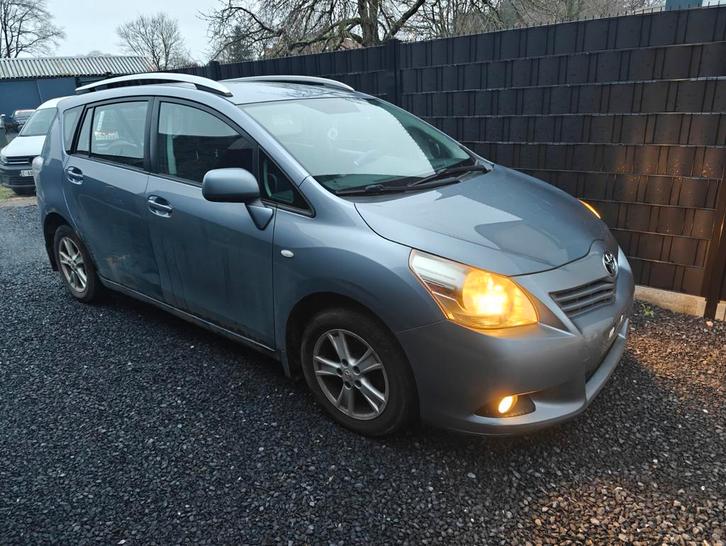 Toyota verso 2.0D D4D export, Auto's, Toyota, Bedrijf, Te koop, Verso, ABS, Achteruitrijcamera, Bluetooth, Boordcomputer, Centrale vergrendeling