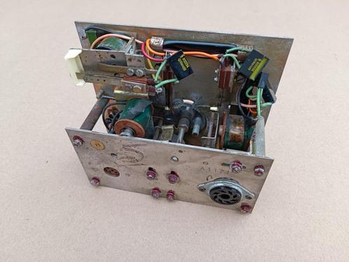 Credit Unit jupiter F100 (1967) jukebox, Verzamelen, Automaten | Jukeboxen, Verzenden