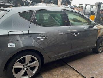 RAAMMECHANIEK RECHTS ACHTER Seat Leon (5FB) (5F4839462D) beschikbaar voor biedingen
