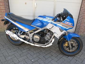 yamaha FZ750 klassieker onderdelen  beschikbaar voor biedingen
