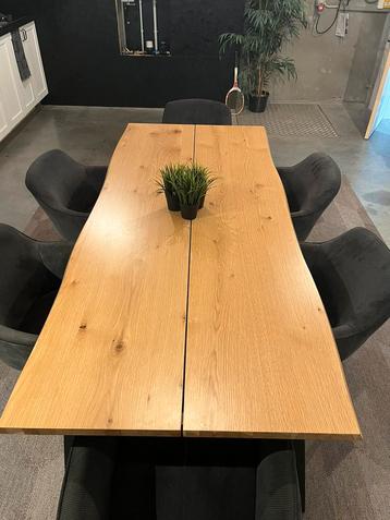 Jysk eettafel 200x90cm beschikbaar voor biedingen