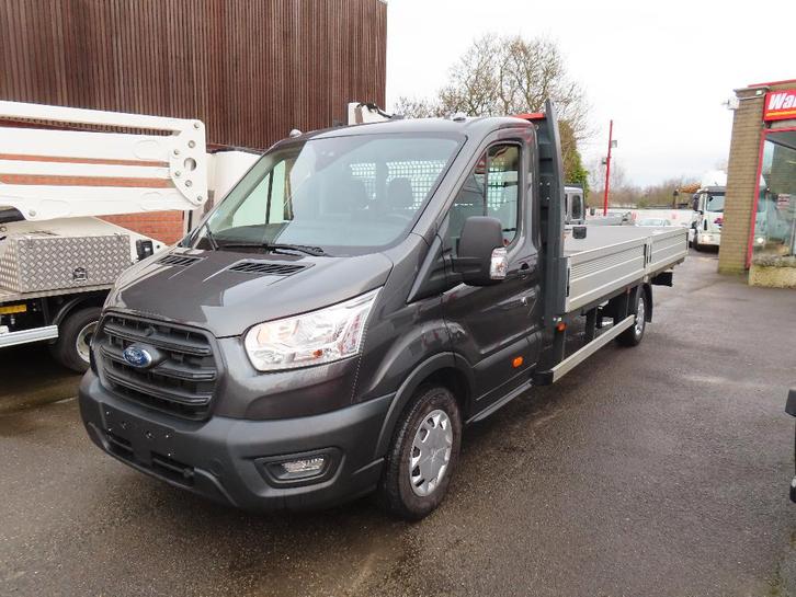 Ford Transit Plateau 25750€ HTVA, Auto's, Bestelwagens en Lichte vracht, Bedrijf, Te koop, Ford, Diesel, Euro 6, 2 deurs, Handgeschakeld