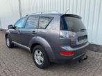 Mitsubishi Outlander 2.4 Inspire Special Trekhaak 2010, Auto's, Mitsubishi, Voorwielaandrijving, Outlander, 4 cilinders, 1465 kg