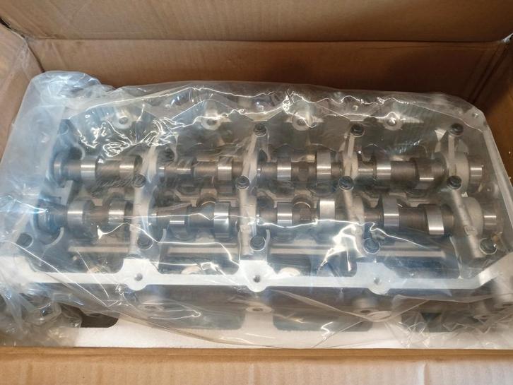Nissan 2,5L diesel cilinderkop compleet NP300 Navara,, Auto-onderdelen, Motor en Toebehoren, Nissan, Nieuw, Ophalen