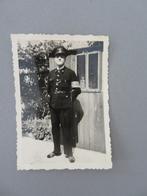oude foto Politie in uniform 167 op Kepi witte armband, Verzamelen, Verzenden, Foto, Zo goed als nieuw, Voor 1940