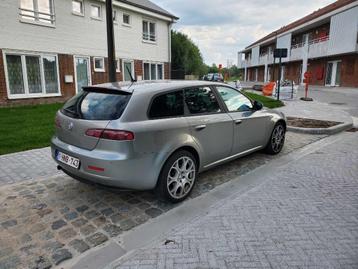 alfa romeo159 , 1.9 JTD 16V break weinig km. BJ.10/2008 beschikbaar voor biedingen