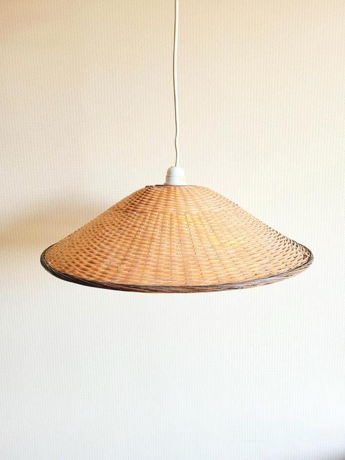 Prachtige vintage grote rieten hanglamp met donkere rand!, Huis en Inrichting, Lampen | Hanglampen, Zo goed als nieuw, Ophalen of Verzenden
