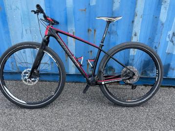 29er MTB full carbon XT wielen beschikbaar voor biedingen