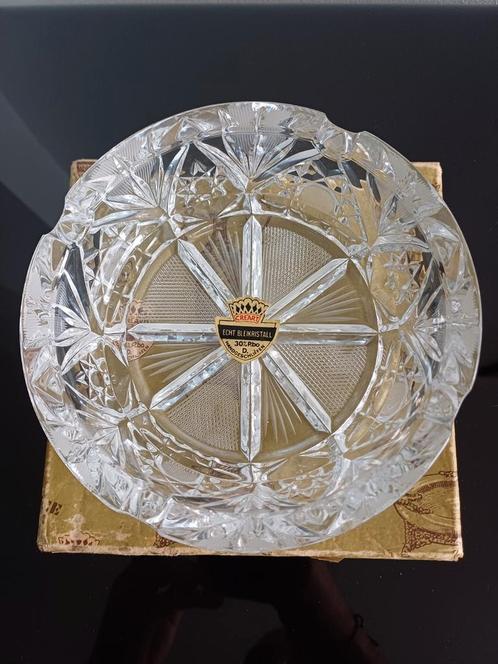 Luxe asbak gemaakt van echt kristal | Cre'art Cristallerie, Antiek en Kunst, Antiek | Glaswerk en Kristal, Ophalen of Verzenden
