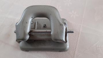 MOD vintage perforator. NR 330 beschikbaar voor biedingen