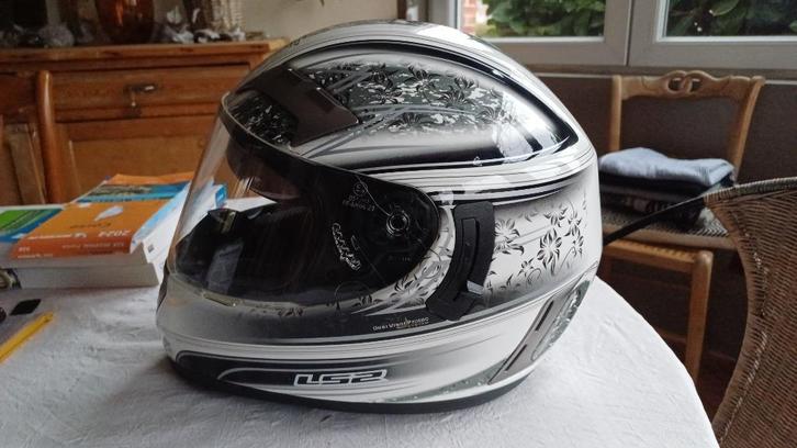 LS2 integraalhelm voor dames, maat S, nieuwstaat, Motoren, Kleding | Motorhelmen, Dames, Kinderen, Integraalhelm, S, Overige merken