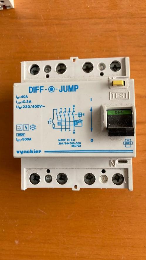 Elektrisch materiaal, Doe-het-zelf en Bouw, Elektriciteit en Kabels, Gebruikt, Overige typen, Ophalen
