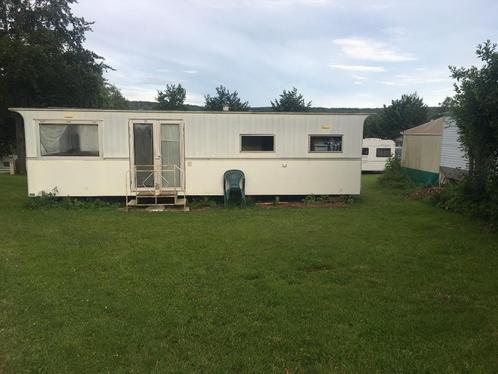 Camping met caravan in Nassogne, Caravans en Kamperen, Caravans, Particulier, meer dan 6, Overige, 8 meter en meer, Gascomfoor