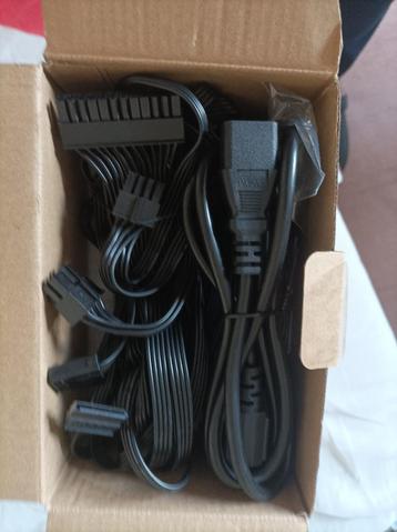 Alimentation pc   850 W beschikbaar voor biedingen