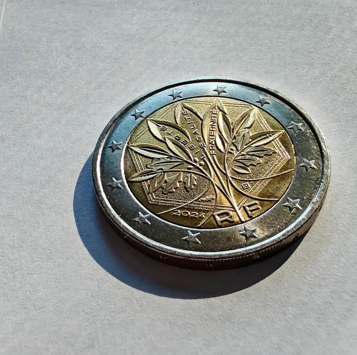 2€ Frankrijk 2024 —  RF / Boom-design, Postzegels en Munten, Munten | Europa | Euromunten, 2 euro, Frankrijk, Ophalen