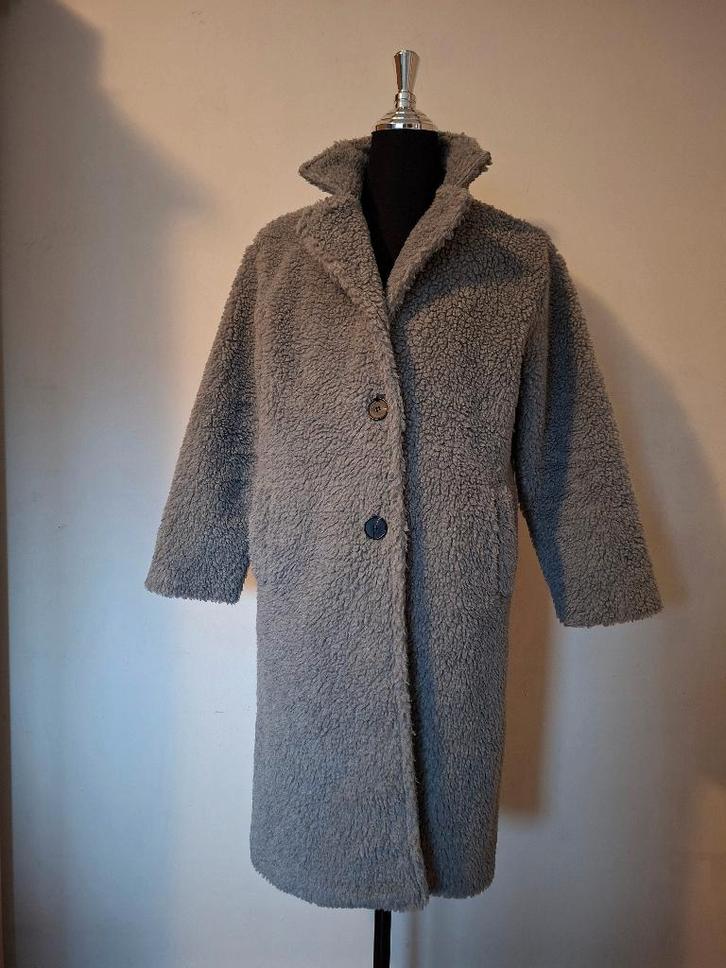 Grijze teddy jas met kraag - Maat 50/52 - Made in Italy, Vêtements | Femmes, Vestes | Hiver, Porté, Taille 46/48 (XL) ou plus grande