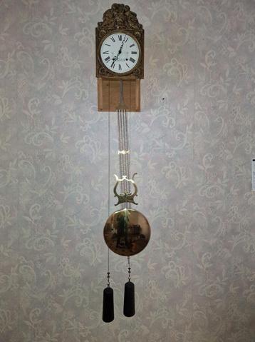 Horloge Comtoise beschikbaar voor biedingen