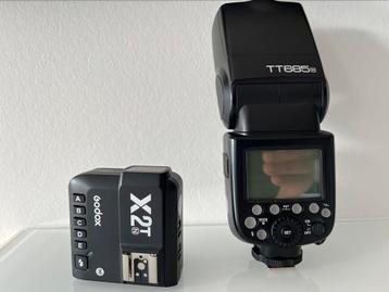 Flash Godox TT685 pour Nikon avec émetteur