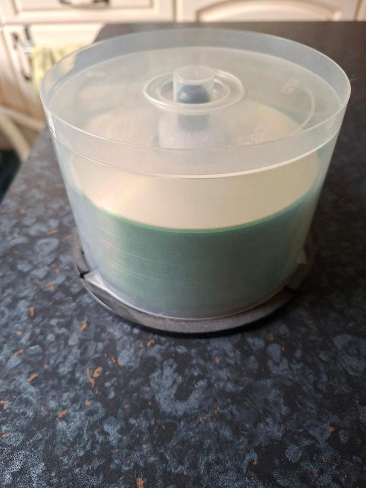 Nieuwe lege cd's van goede qualiteit, Computers en Software, Beschrijfbare discs, Nieuw, Cd, Ophalen