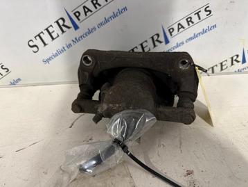 Remklauw (Tang) links-voor van een Mercedes Citan beschikbaar voor biedingen
