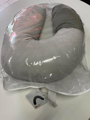 Coussin d’allaitement neuf beschikbaar voor biedingen