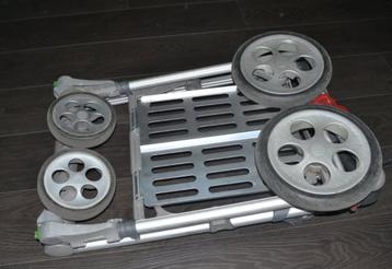 babywagen beschikbaar voor biedingen