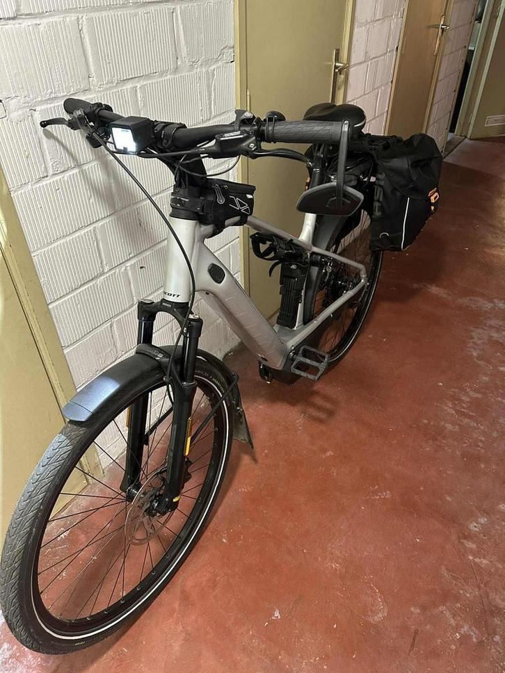 Spedelec, Fietsen en Brommers, Elektrische fietsen, Zo goed als nieuw, Ophalen
