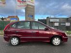 Nissan Almera Tino1.8i*2007*EU4 Ess*141.000km* Caméra * Clim, Auto's, Nissan, Almera, Monovolume, 4 cilinders, Bedrijf