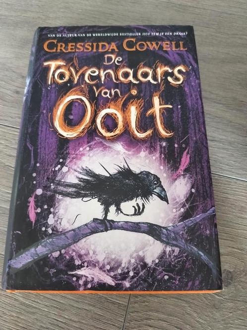 Cressida Cowell - De Tovenaars van Ooit, Boeken, Kinderboeken | Jeugd | 10 tot 12 jaar, Zo goed als nieuw, Ophalen