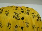 2 Tuniques pour le carnaval, jaune + motifs chinois, Hobby & Loisirs créatifs, Comme neuf, Jaune, Polyester, Enlèvement ou Envoi