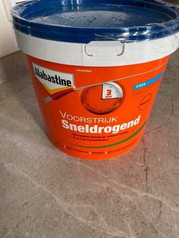 10L voorstrijk nieuw ongeopende te koop. beschikbaar voor biedingen